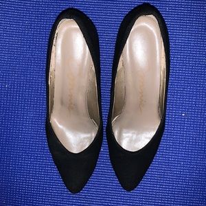 Black Suede Pumps